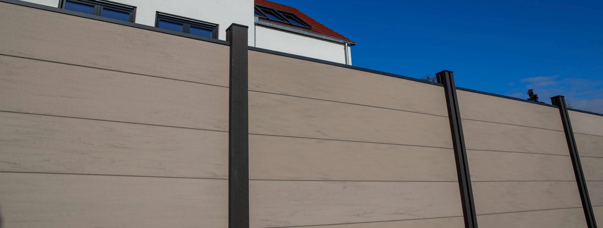 Sichtschutz und Zaunbau aus Holz, WPC oder Metall